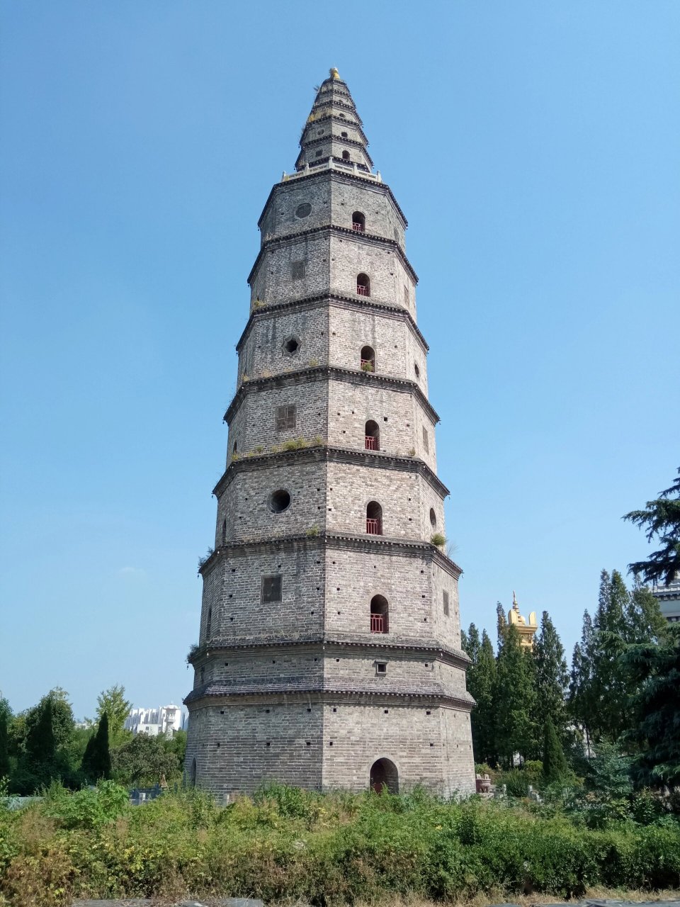 全国重点文物保护单位-兴隆塔 兴隆塔位于山东省济宁市兖州区东御桥北