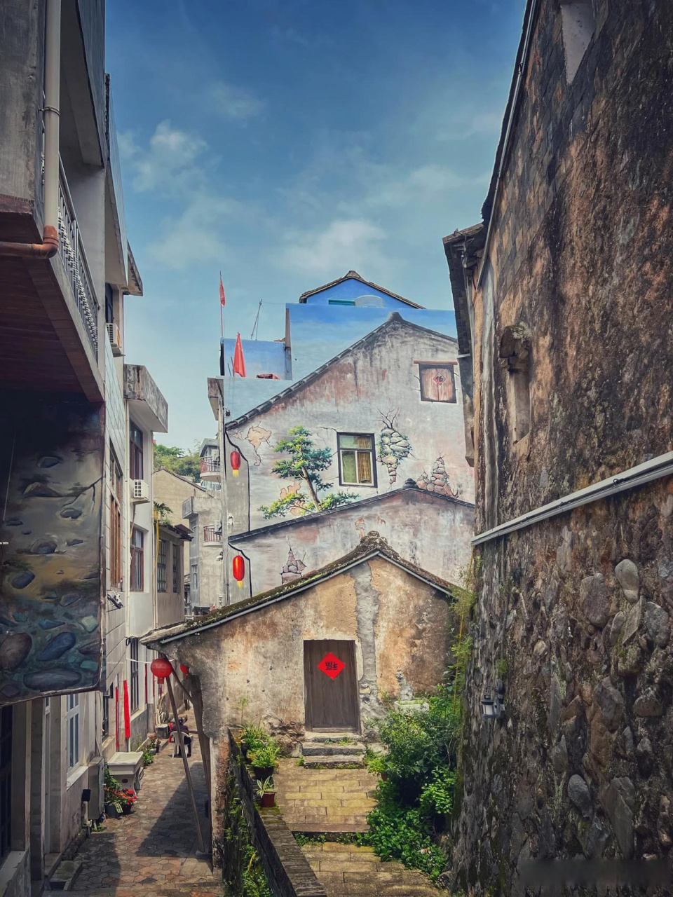 上午参观苍南县霞关老街.