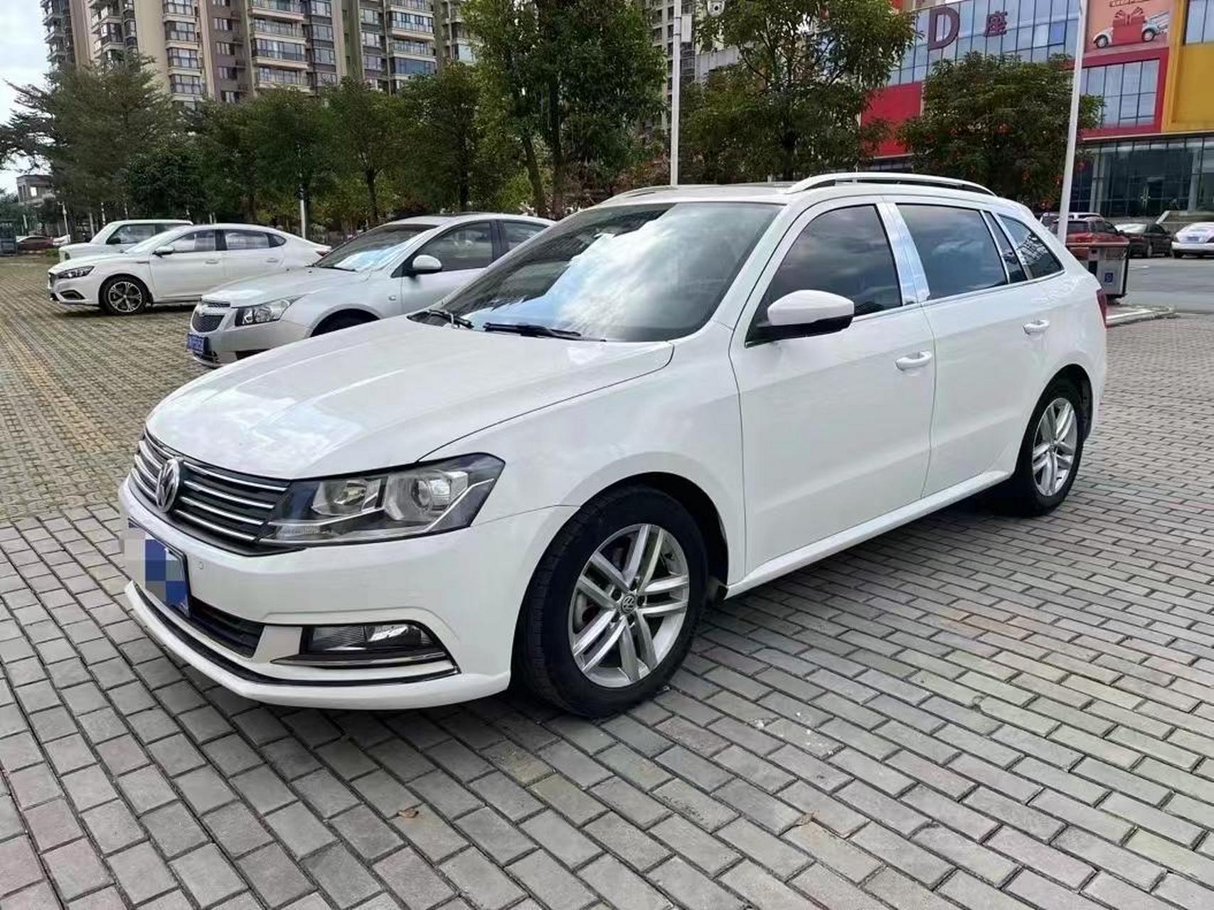 19年大众朗行,1.4t涡轮增压,动力强劲,提速小飞机,白外黑内.