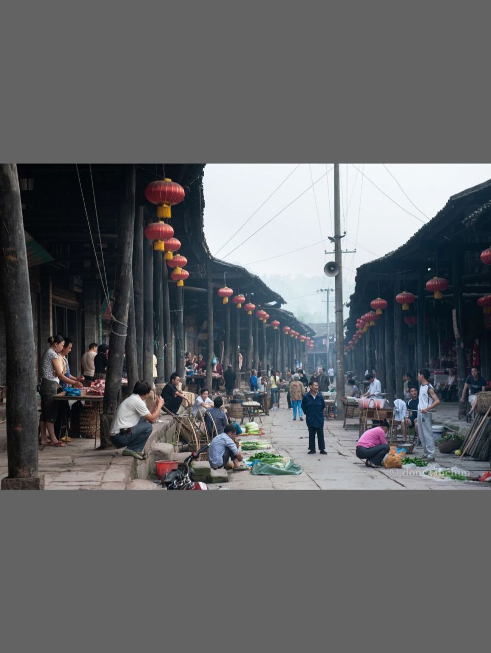 四川广安,肖溪古镇(赶场篇) 肖溪古镇,位于四川省广安市,古称"龙凤洲"