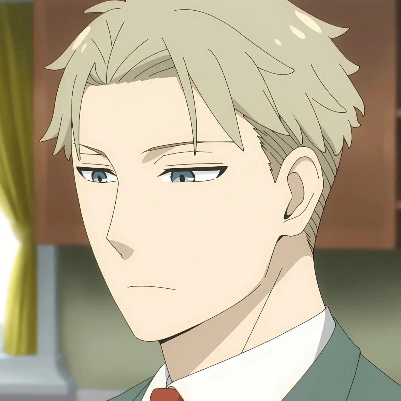 间谍过家家 黄昏超清头像  大家看了吗