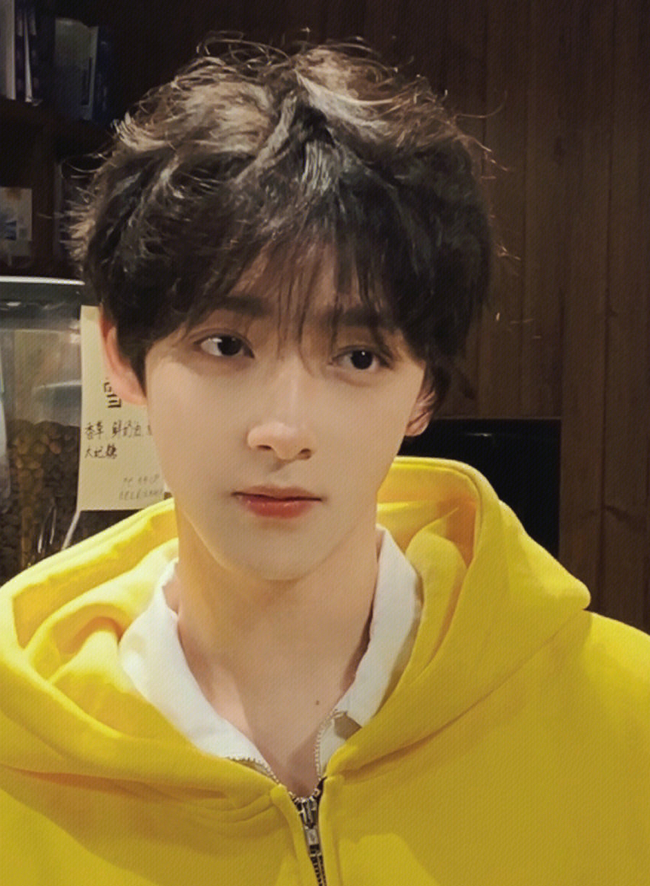 男士烫发 纹理气垫烫 不挑脸型的发型———烫发需要好的发质 韩式