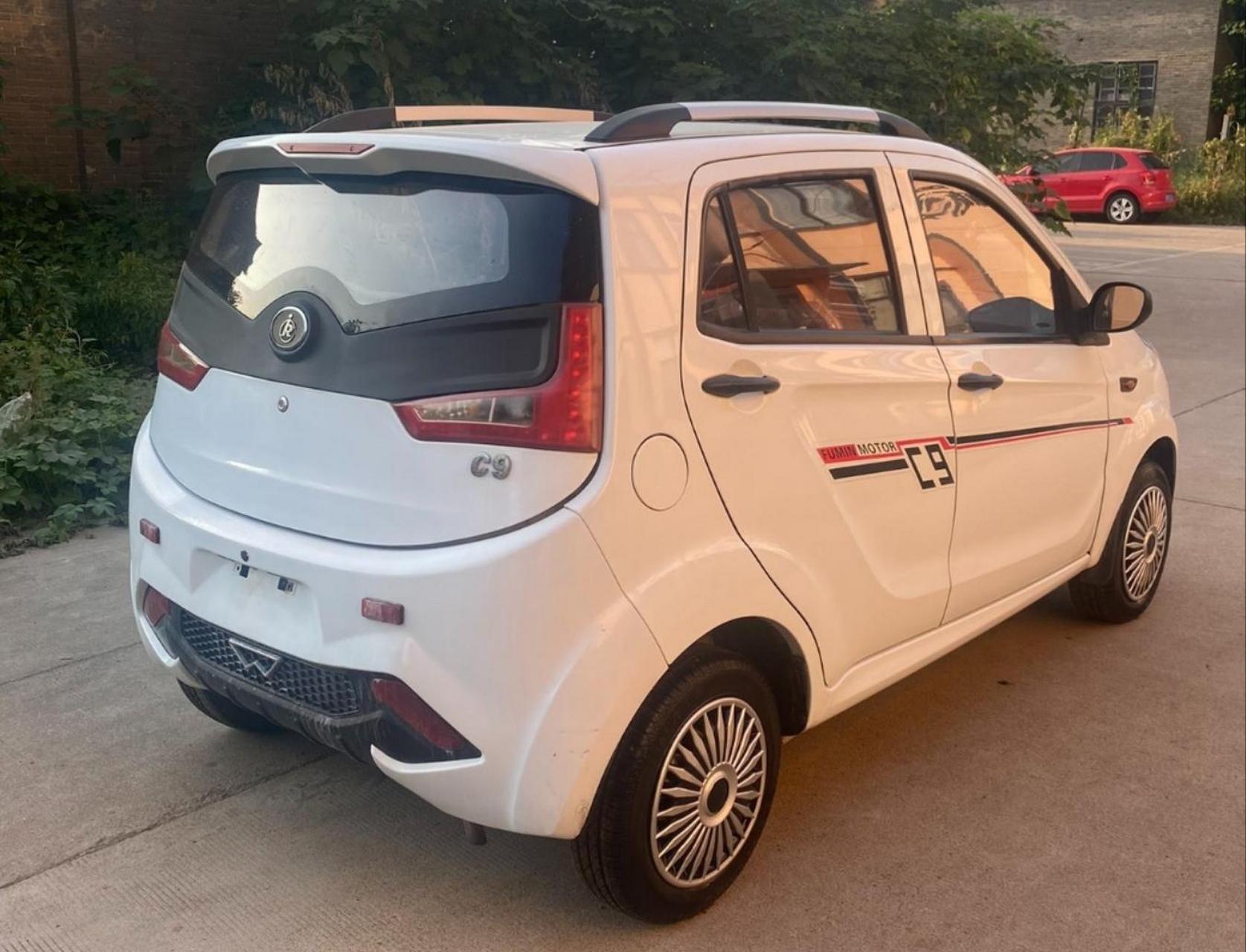 富路c9三缸燃油版老年代步车,20年购买,疫情3年没怎么开,实表1万多