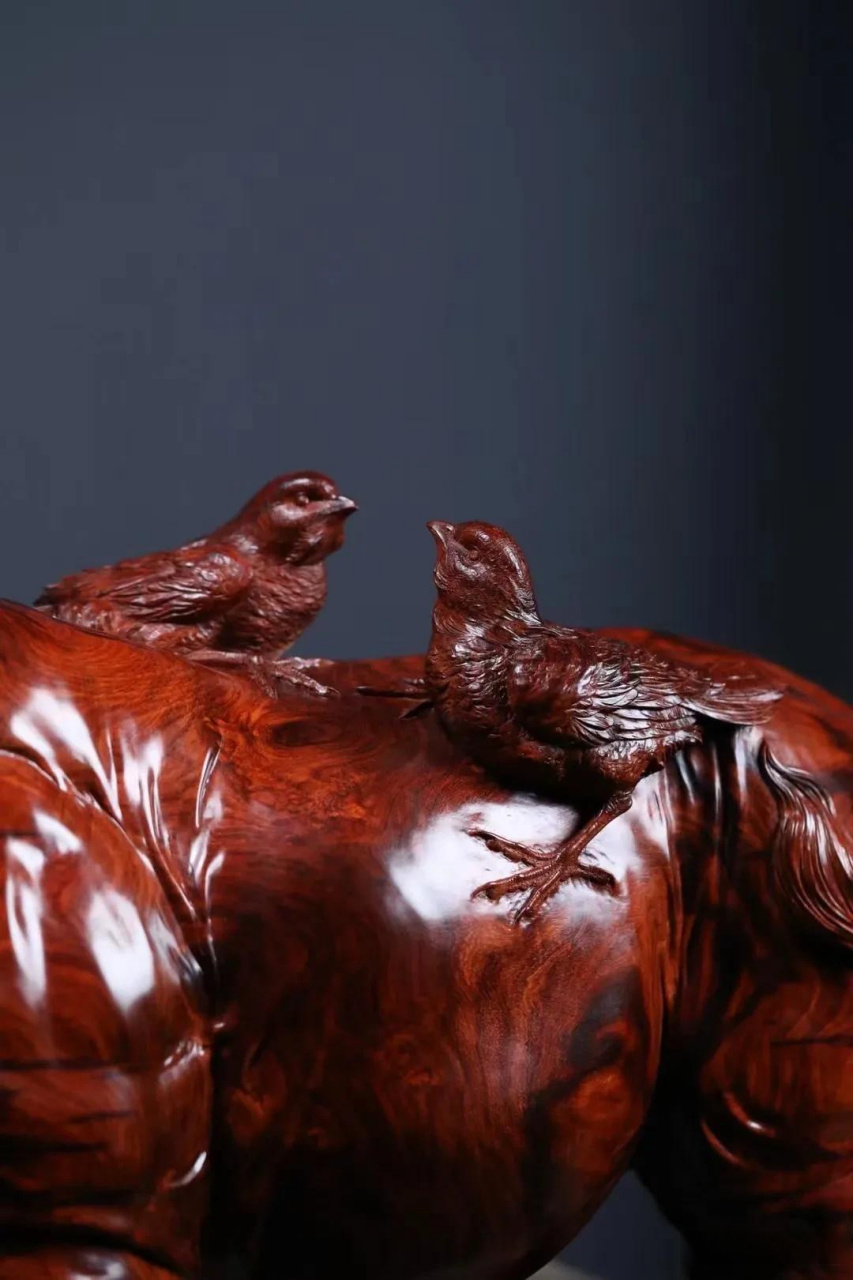 犀牛,紫檀特大木雕摆件