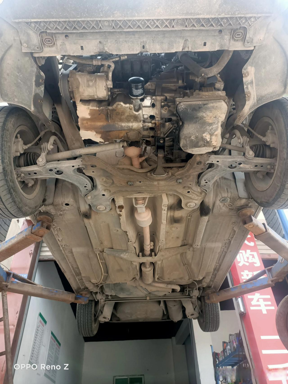 新款大众朗逸和老款大众朗逸,底盘对比.