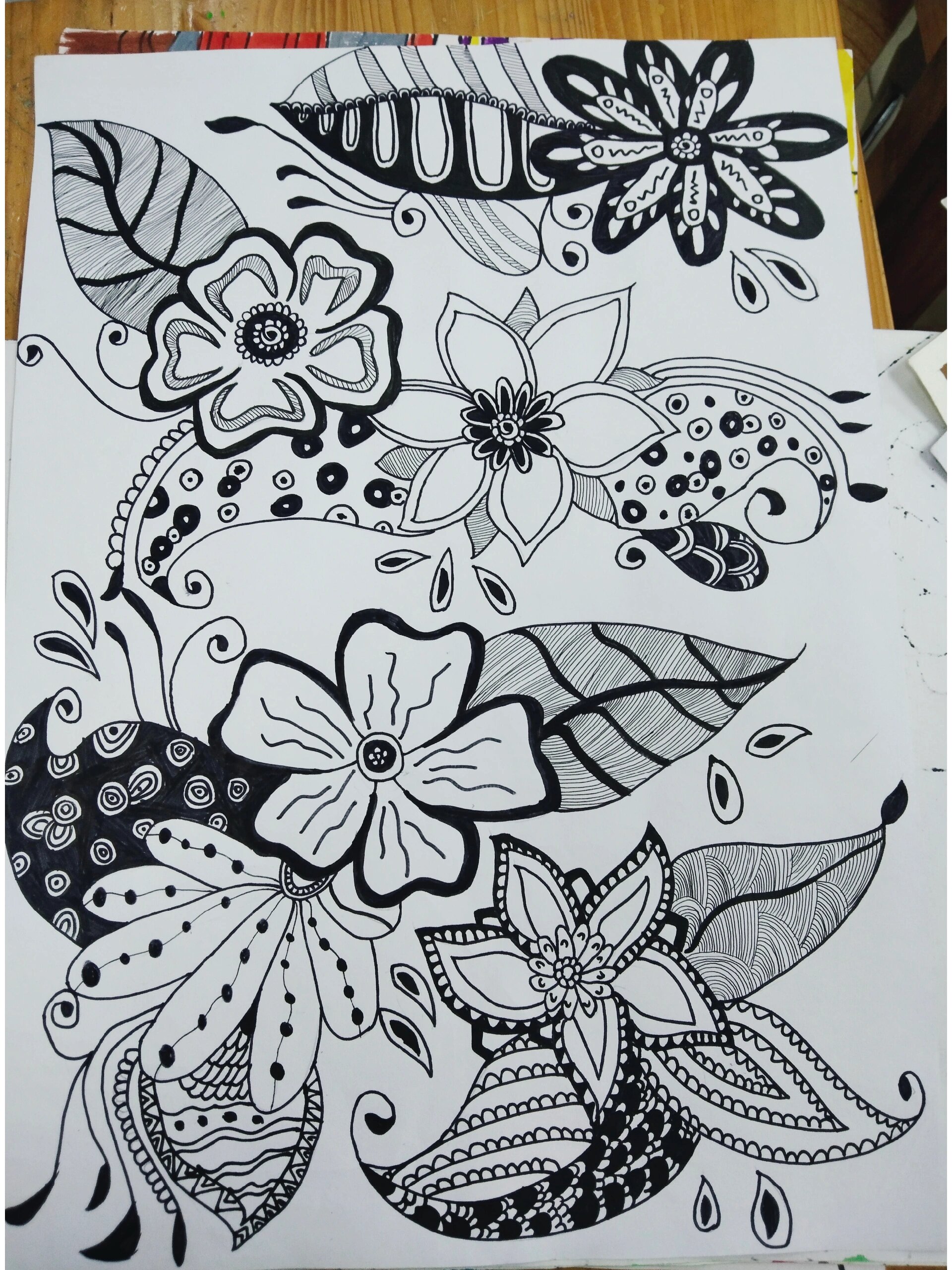 黑白条纹装饰画