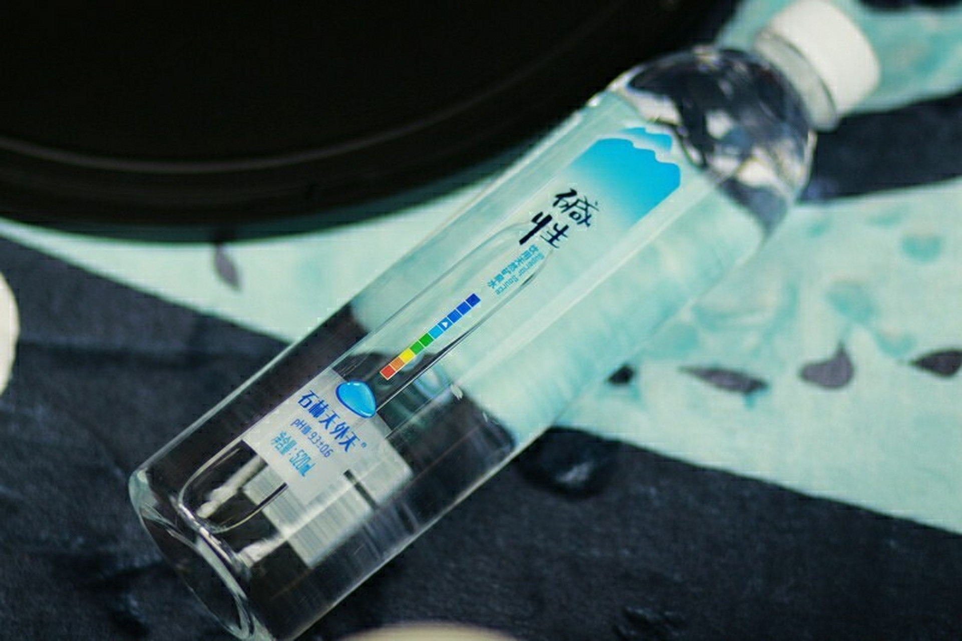 石林天外天碱性矿泉水,上线有品商城,近年来,人们越来越关心饮水健康