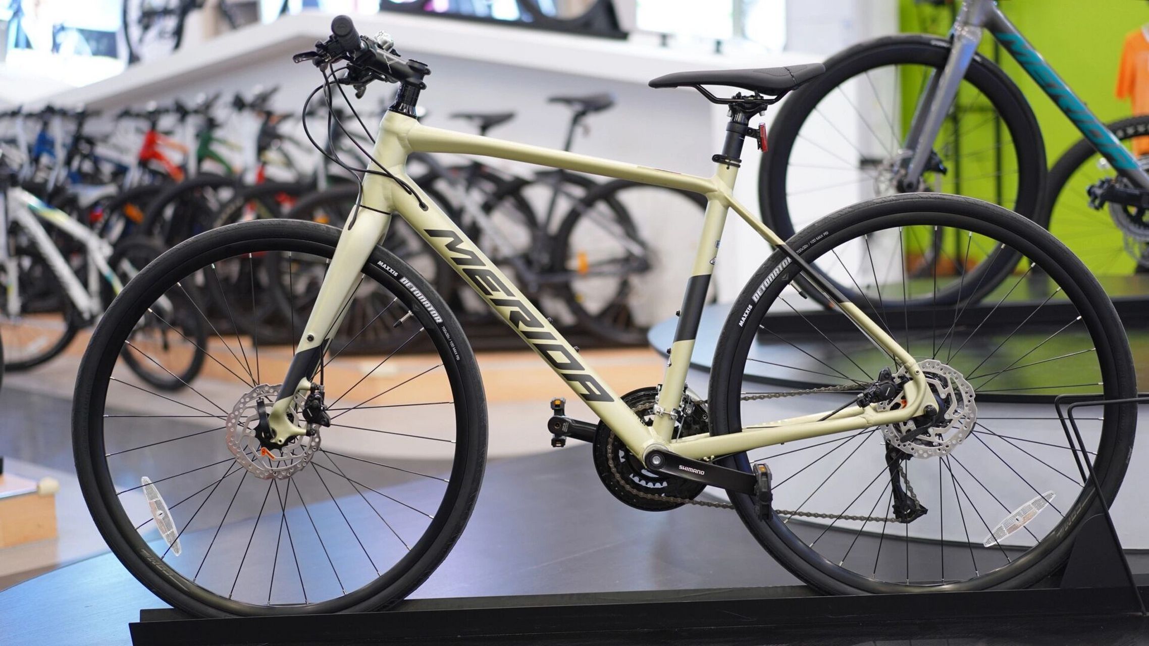 美利达自行车|神车史匹得    最近到货一批神车史匹得,套件好,车轻巧