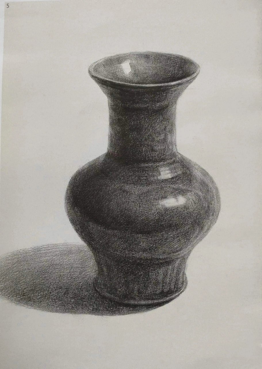 李老师分享——长颈花瓶明暗画法 临摹步骤 1.