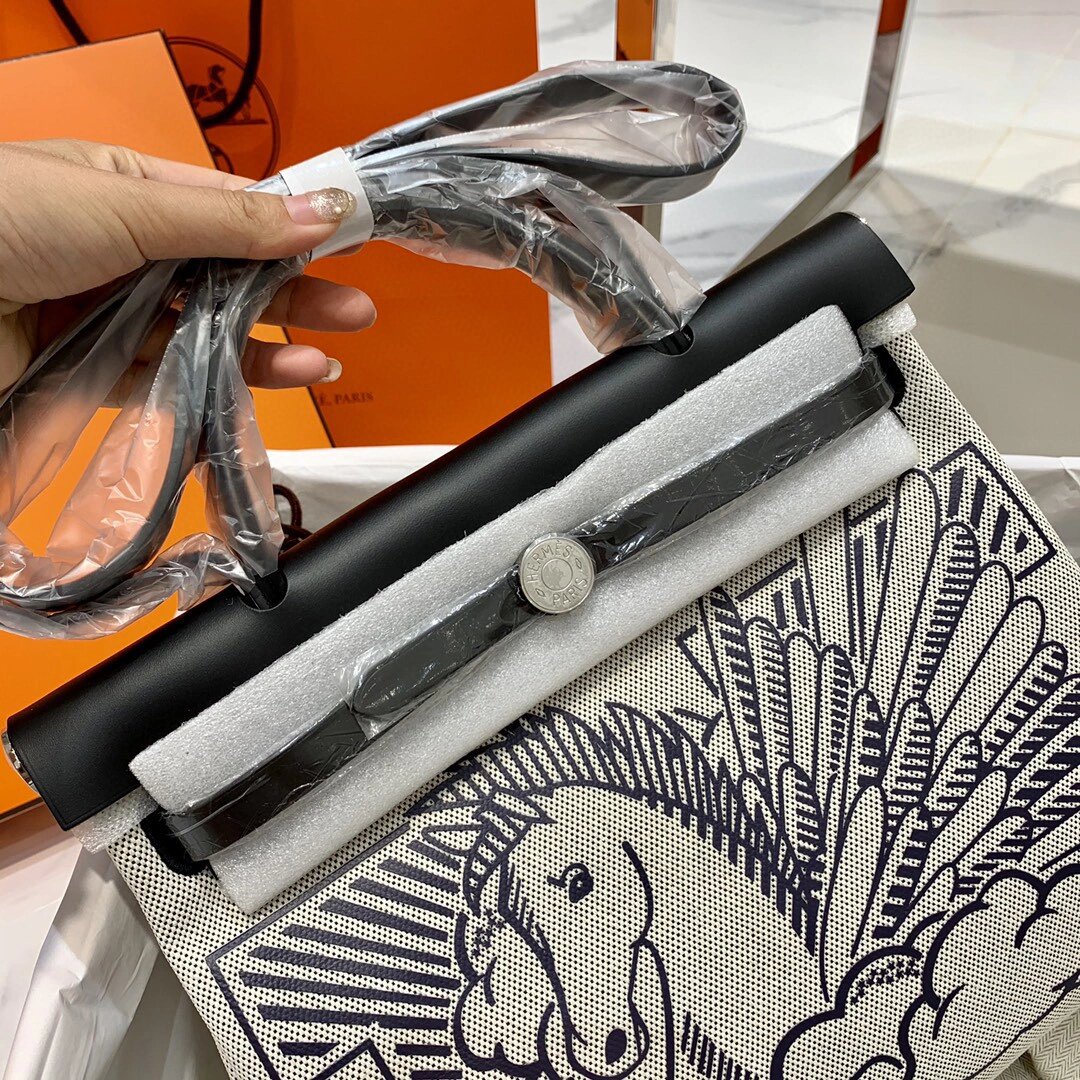 爱马仕herbag31飞马包少女心爆棚