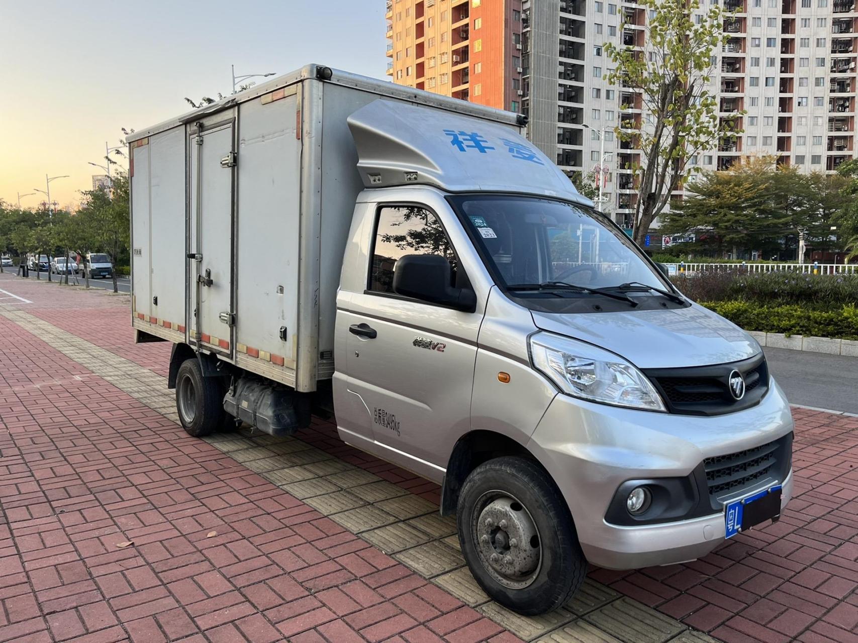 2020年福田祥菱v2货车,单排:双轮:货箱长3.3米:高1.