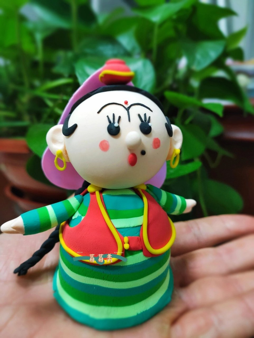 可爱又喜欢90的巴娜娜小姐 我老公说我跟这个大胖地主婆子老像了,让