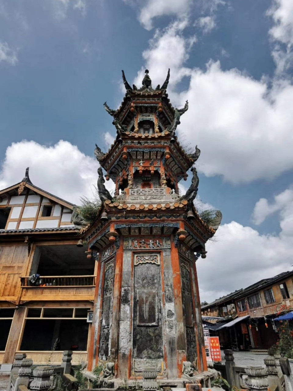 小众的西来古镇 西来古镇位于四川省成都市蒲江县境内,不仅完整地保持