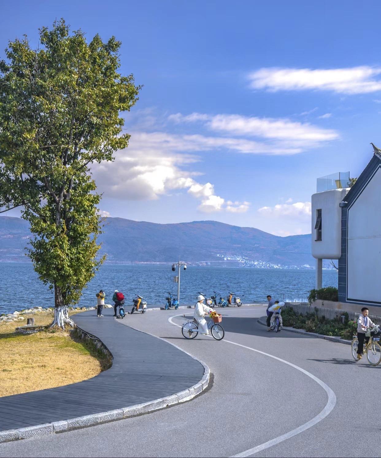 我没说洱海风景不好,别乱喷) 洱海游,主要是打卡拍照,散心