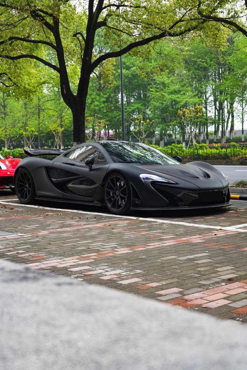 黑武士.mclaren p1
