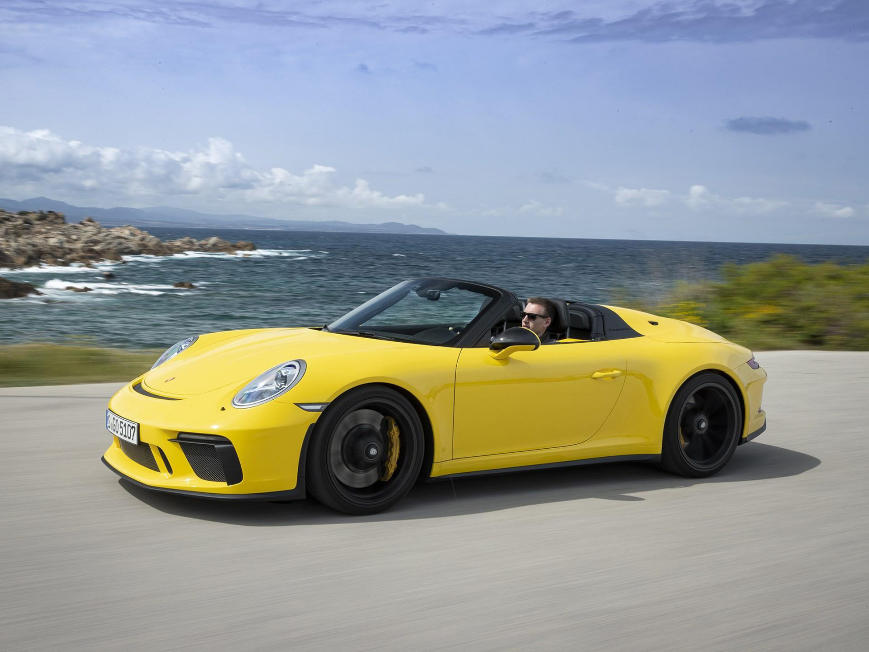 全新一代保时捷911 speedster(992.1)将会在2023洛杉矶车展首发亮相.