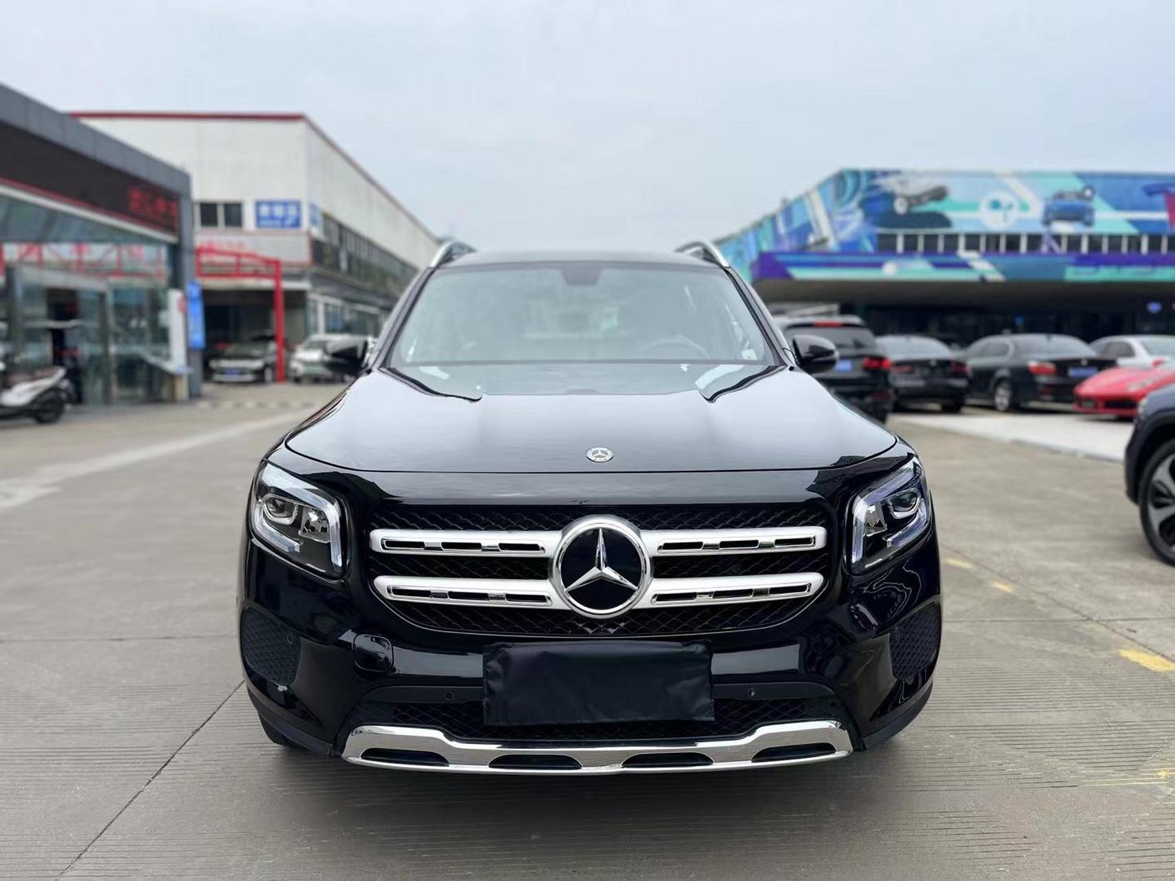 上次谁要glb的赶紧了 定金留车 2021年奔驰glb200,全款16.