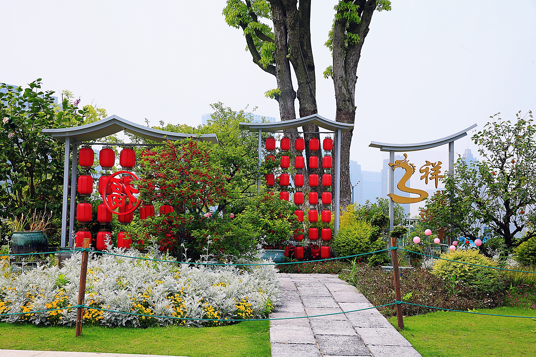 公园打卡指南##金沙湖公园,位于杭州滨江区,总占地面积约64.