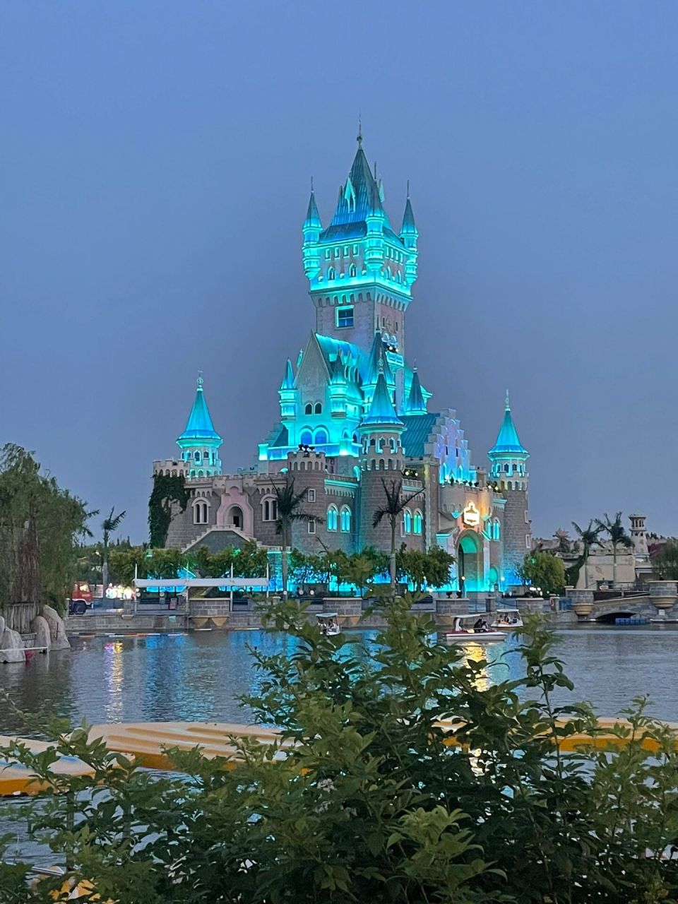 新7815 和男朋友临时决定去天津方特过520,像我们一样不喜欢复杂