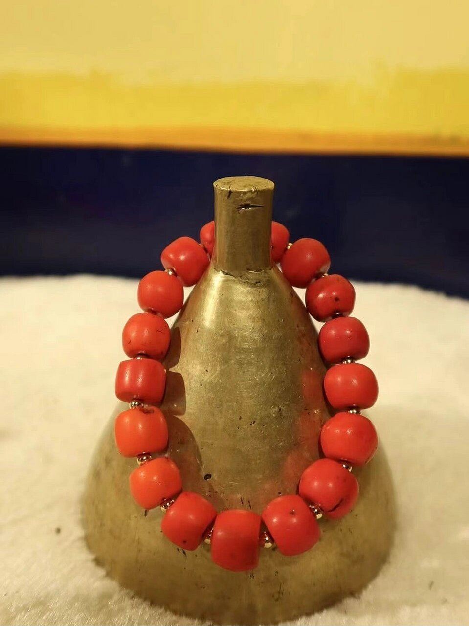 清代老雪巴 【清代·老雪巴手链】 藏传老雪巴珠又名夏尔巴琉璃珠,是