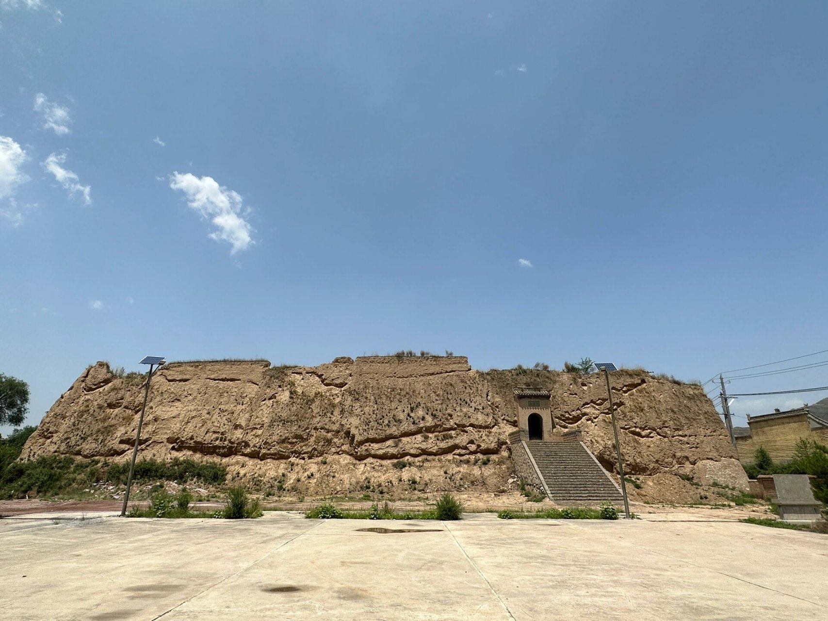 藏在土堡之中的千年古寺:洪福寺(国五) 位置:山西省忻州市定襄县宏道