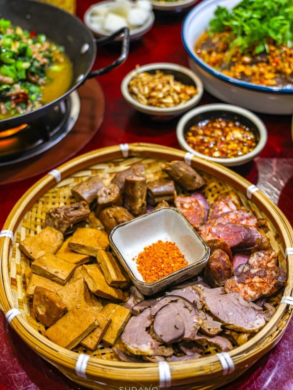 利川本地特色菜推荐|美味真在生活中 饿了……在整理利川美食的时候