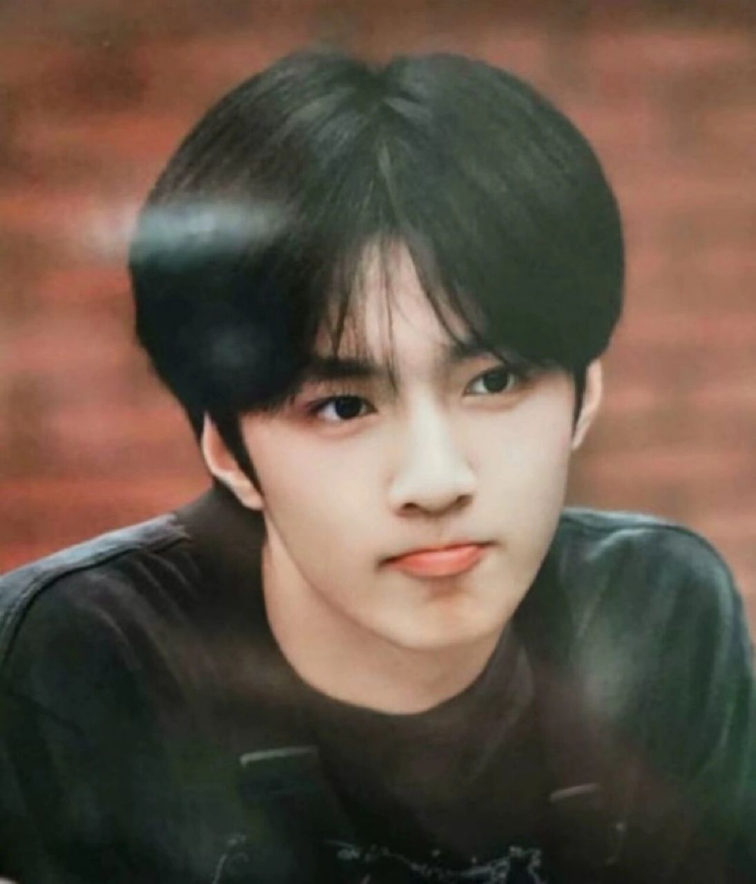 刘耀文神图(可作壁纸)  真的帅惨了!爱死了啊!这颜值9999