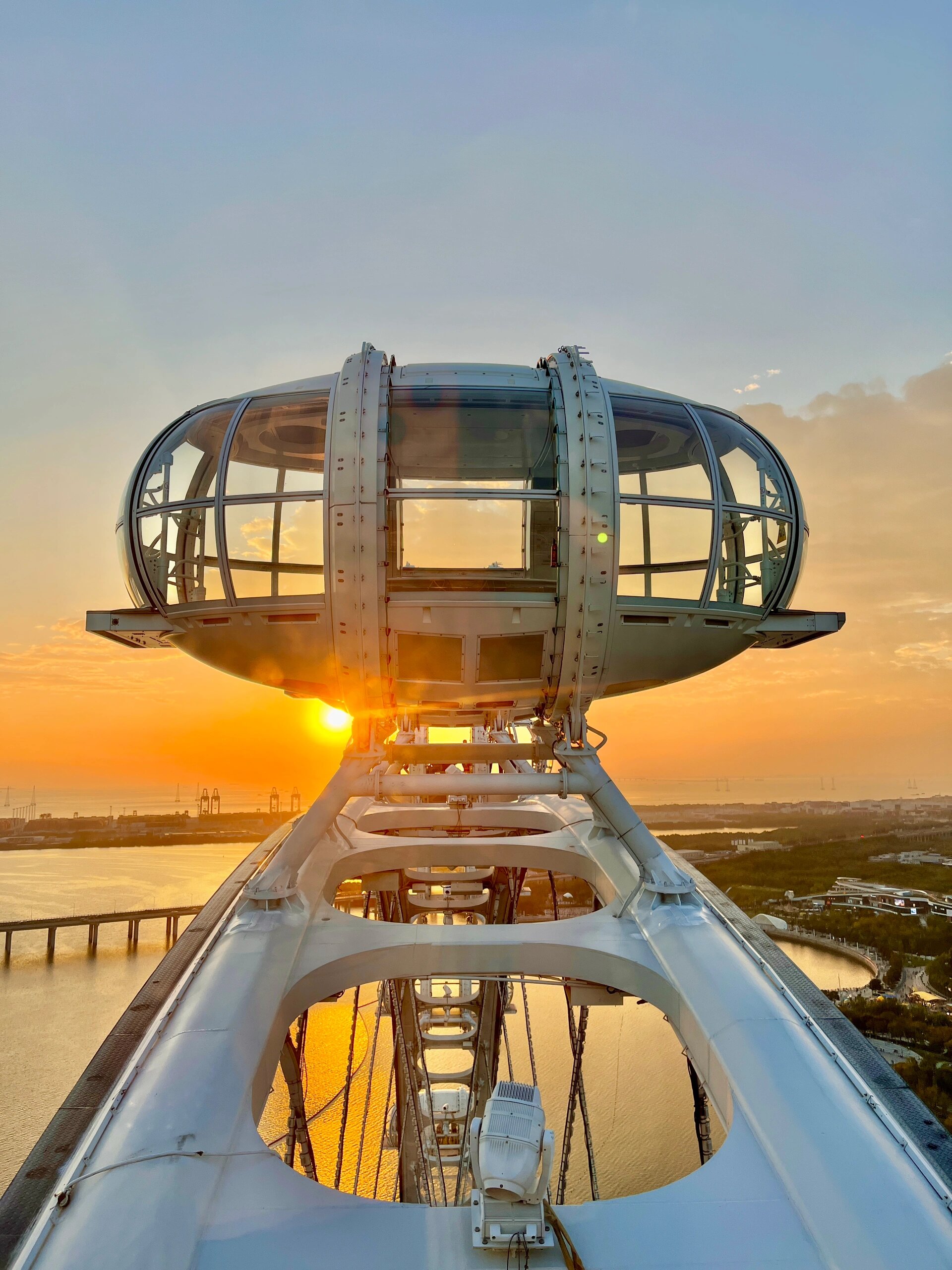 🌇夕阳下的深圳摩天轮🎡真的绝美