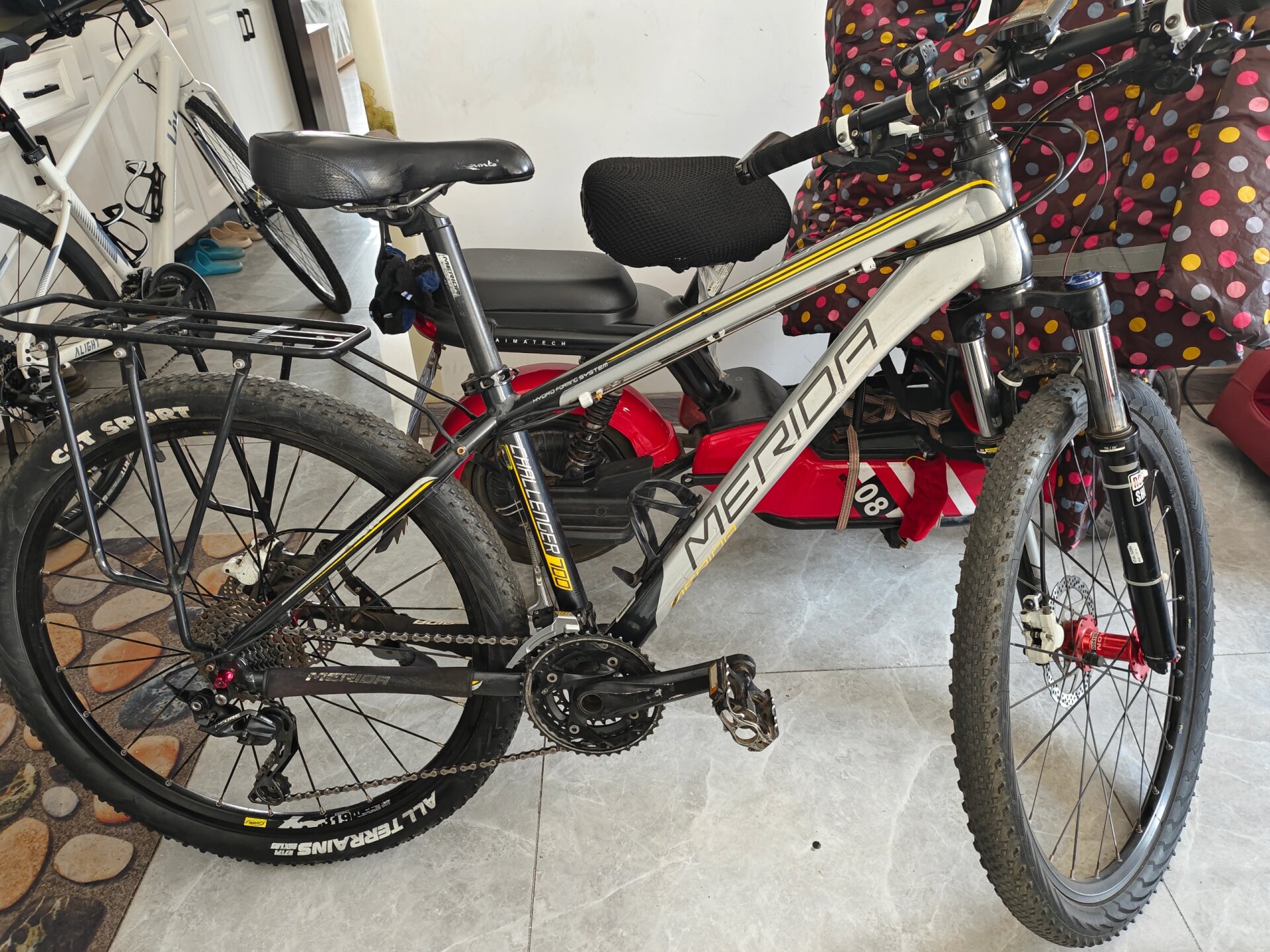 出售 美利达 挑战者700 30速 山地自行车 15寸 美利达挑战者700 15寸