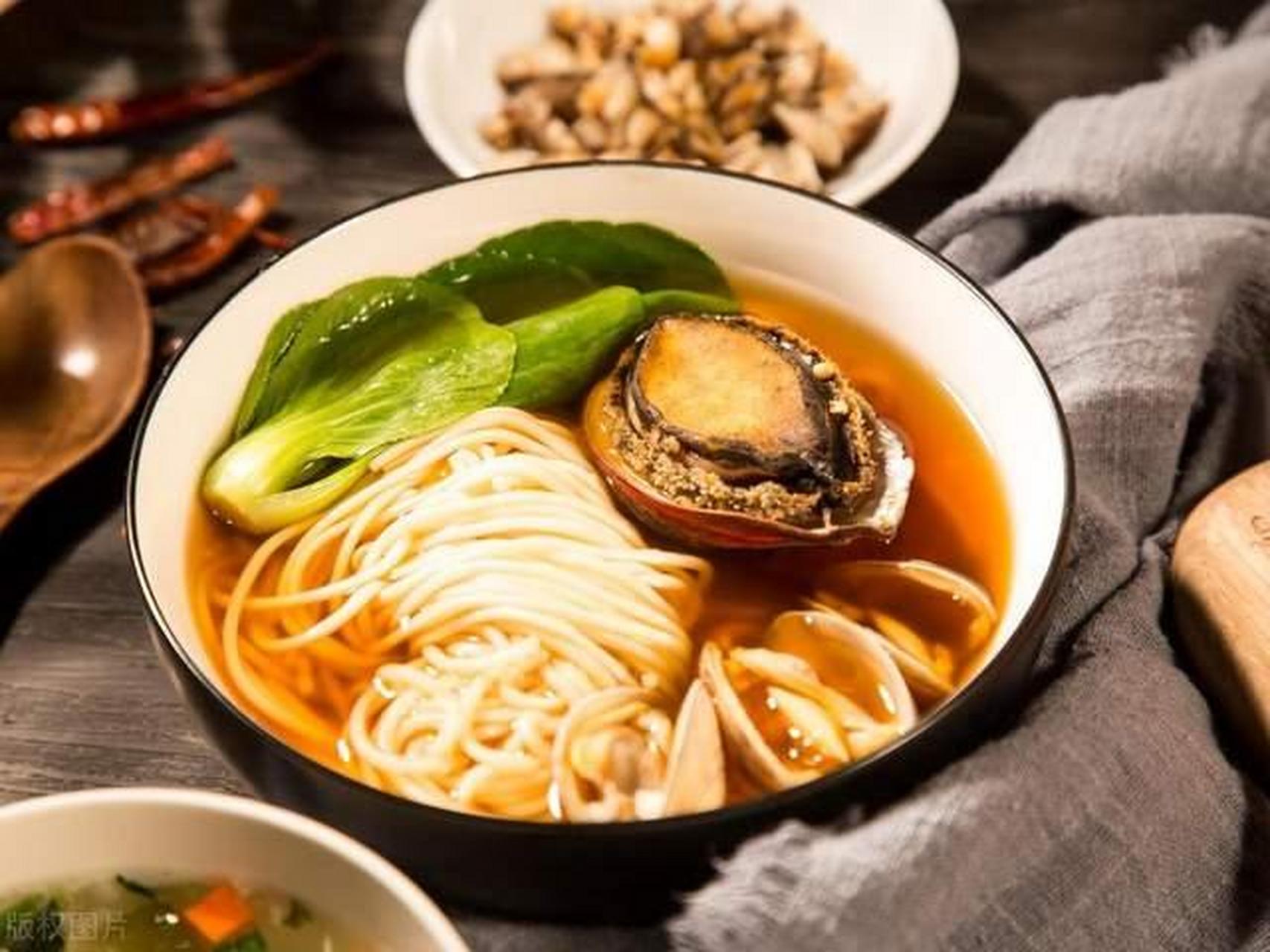 炎炎夏日,一碗二伏面的清凉之道 世界创意农业2023-07-27 22:58 头条