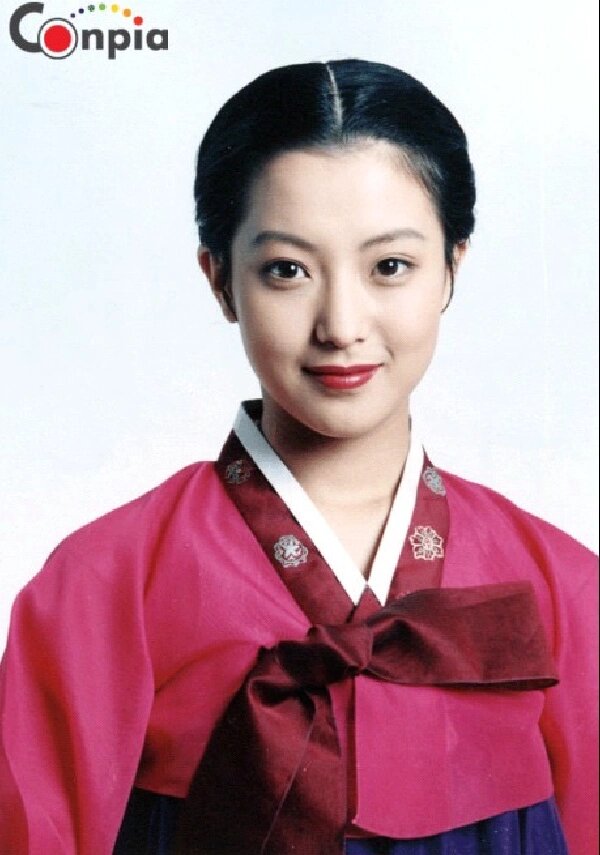 说这是朝鲜美女的普遍长相