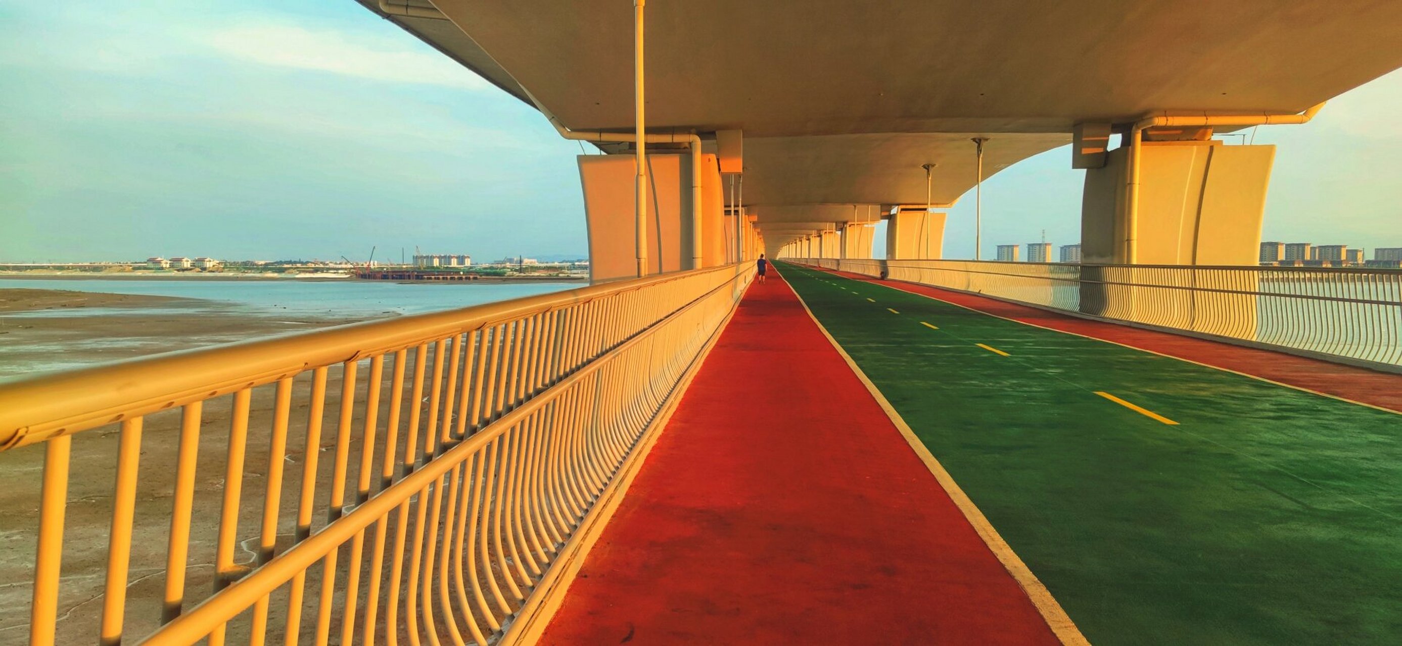 福建首座双层跨海大桥-厦门溪东大桥