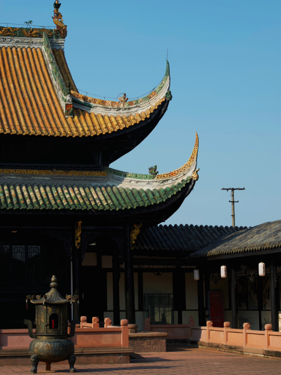 成都青白江区的城厢古镇,根据最新的考古发现,这里就是《华阳国志》