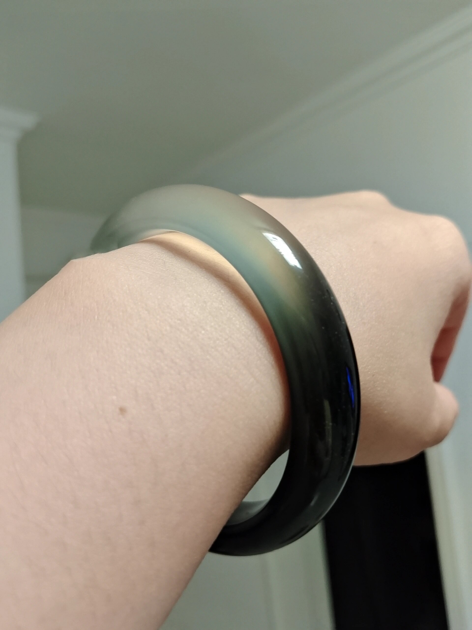 记录11岫玉火石青 岫玉火石青,现在也叫岫玉水墨,看着和翡翠乌鸡有点