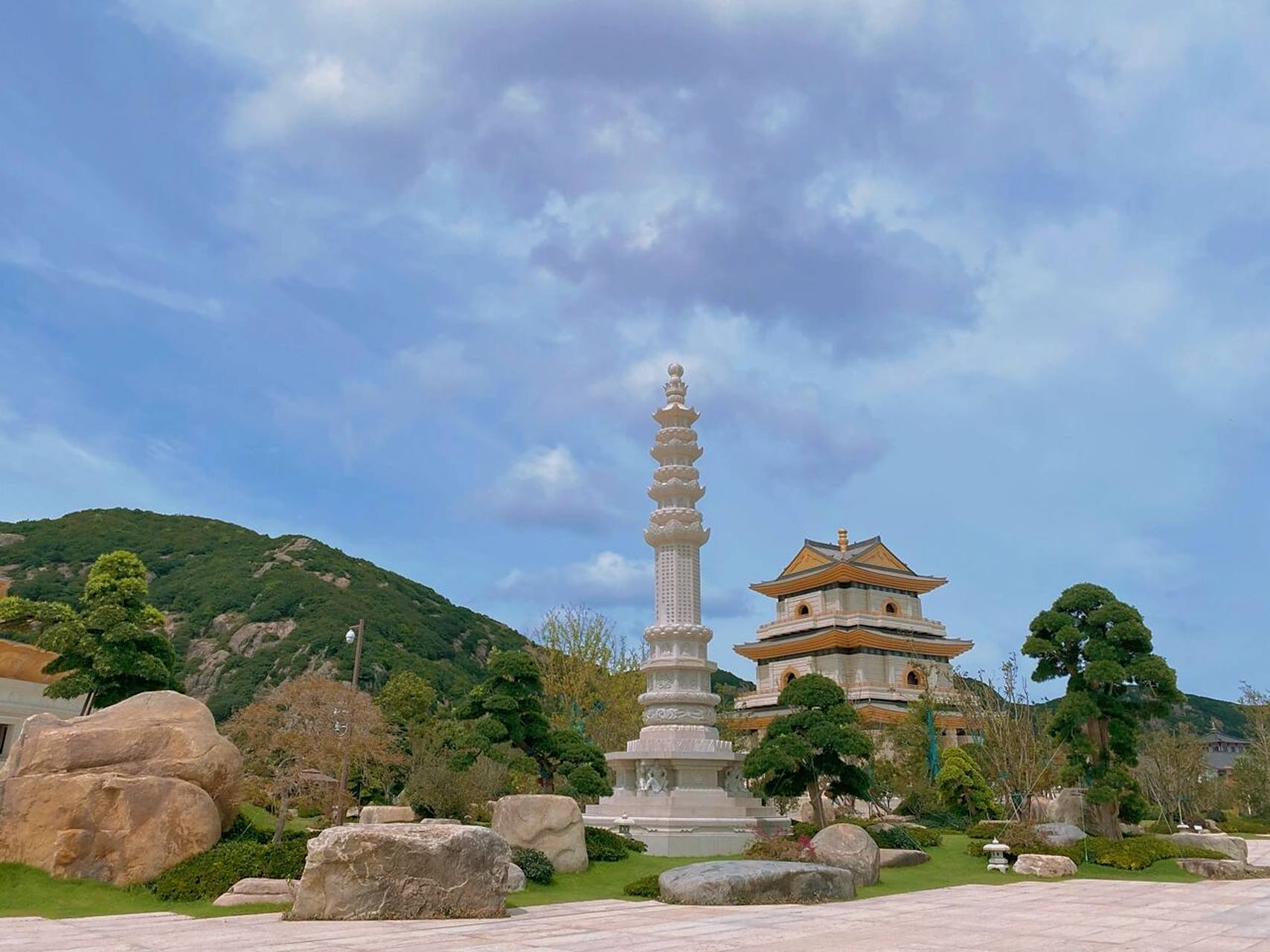 宁波舟山朱家尖观音法界 普陀山观音法界位于朱家尖岛,是舟山的宗教