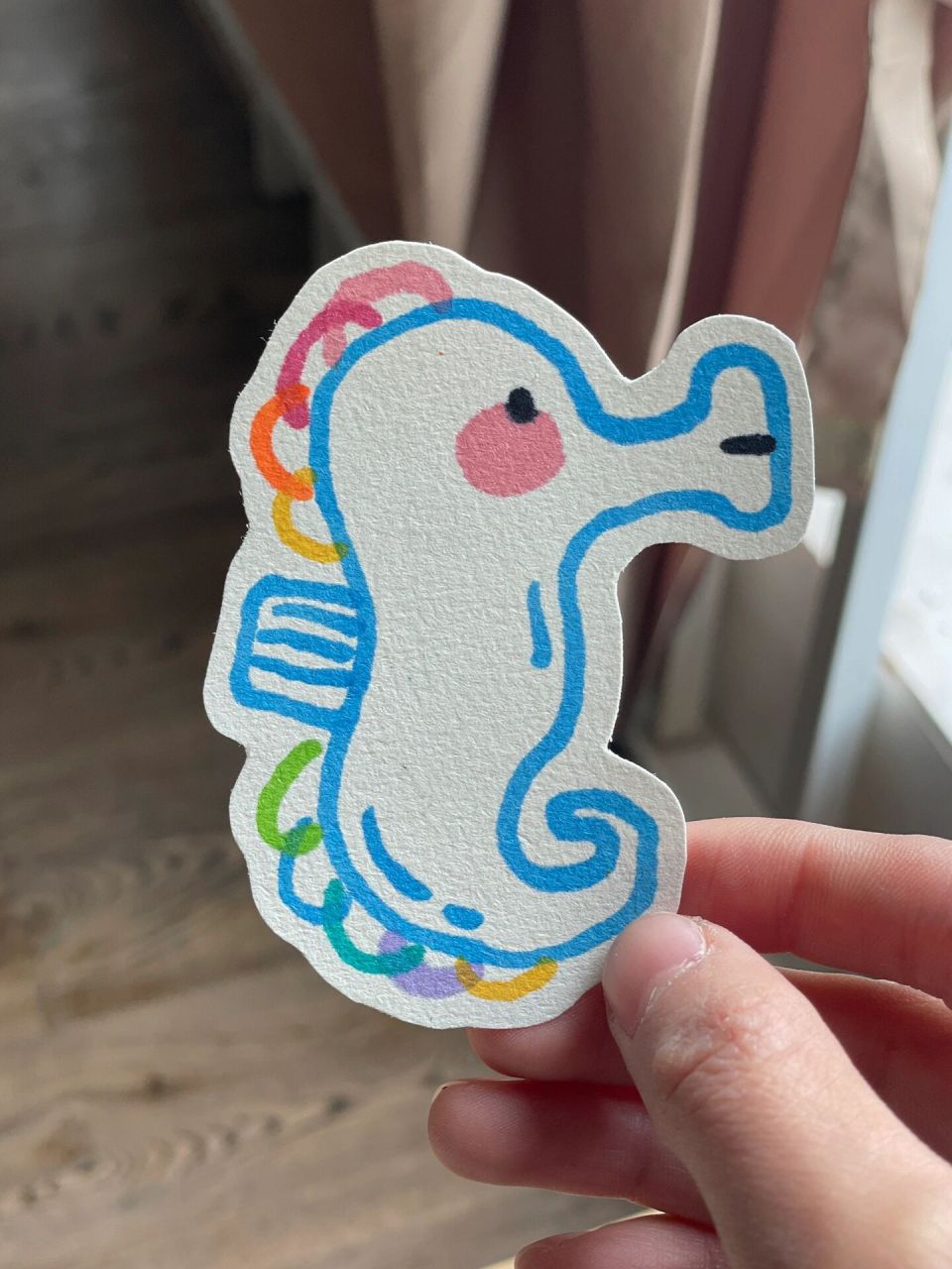 偷吃了彩虹豆的水滴鱼 今天画了 因为被大家说很丑而伤心的水滴鱼