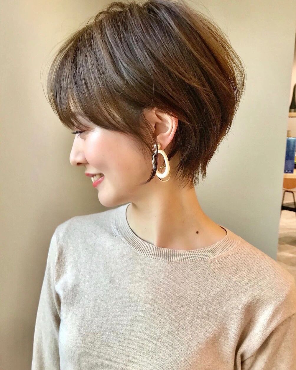 精致剪发减龄发型  欧阳发型作品来了不同脸型,选择发型,就算同一个