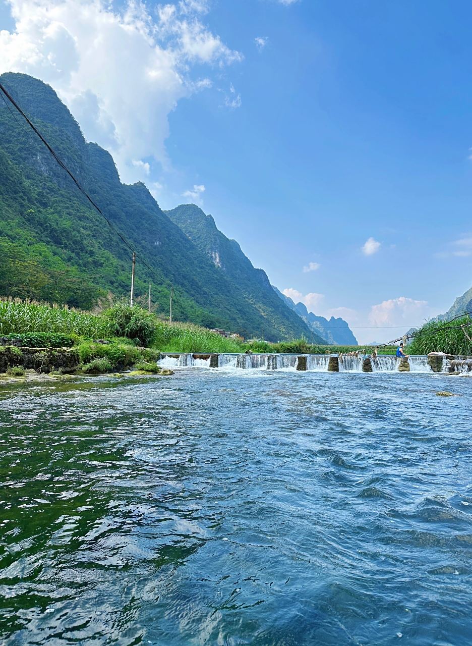 广西河池都安旅游攻略|九顿吞榜九灵天窗 佛山自驾电车河池都安来看