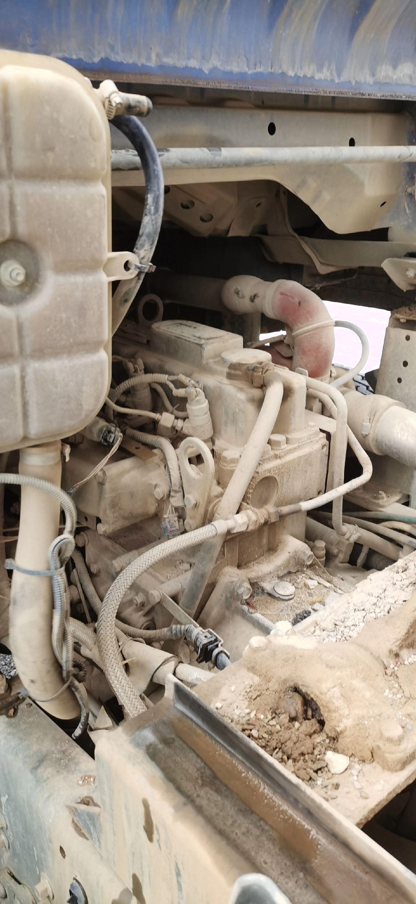 新到18年重汽王牌757b国五前顶六挡153后桥整车原版原漆喜欢老板来