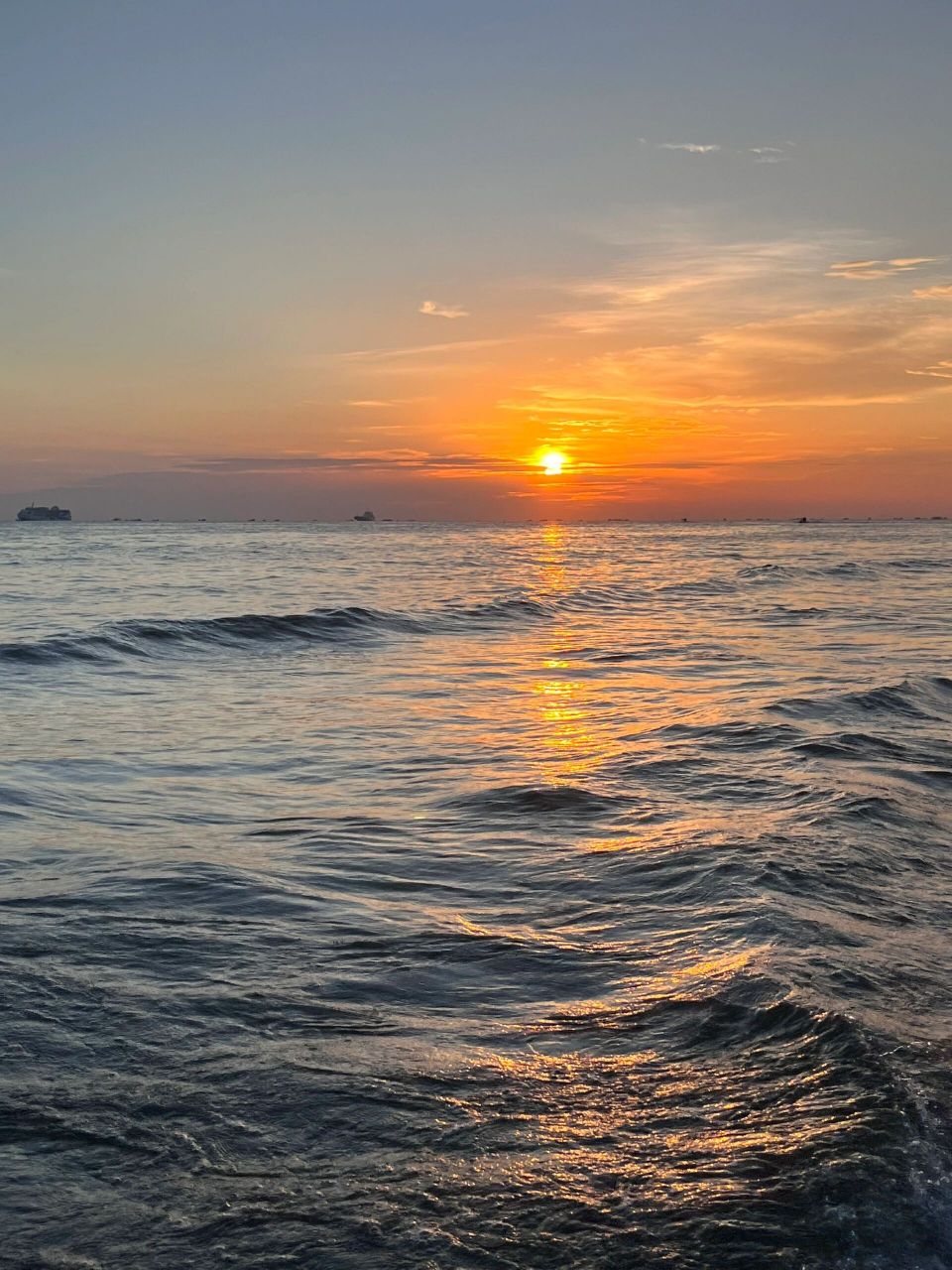 永远为北海的日落而疯狂 照片在相册里独自美丽一段时间了,最近看到
