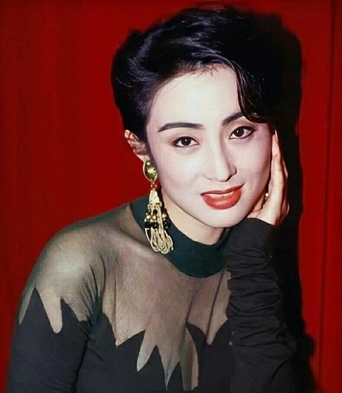 港风篇36615|短发港姐合集|发型又美又飒 不得不说 利智,陈法蓉的