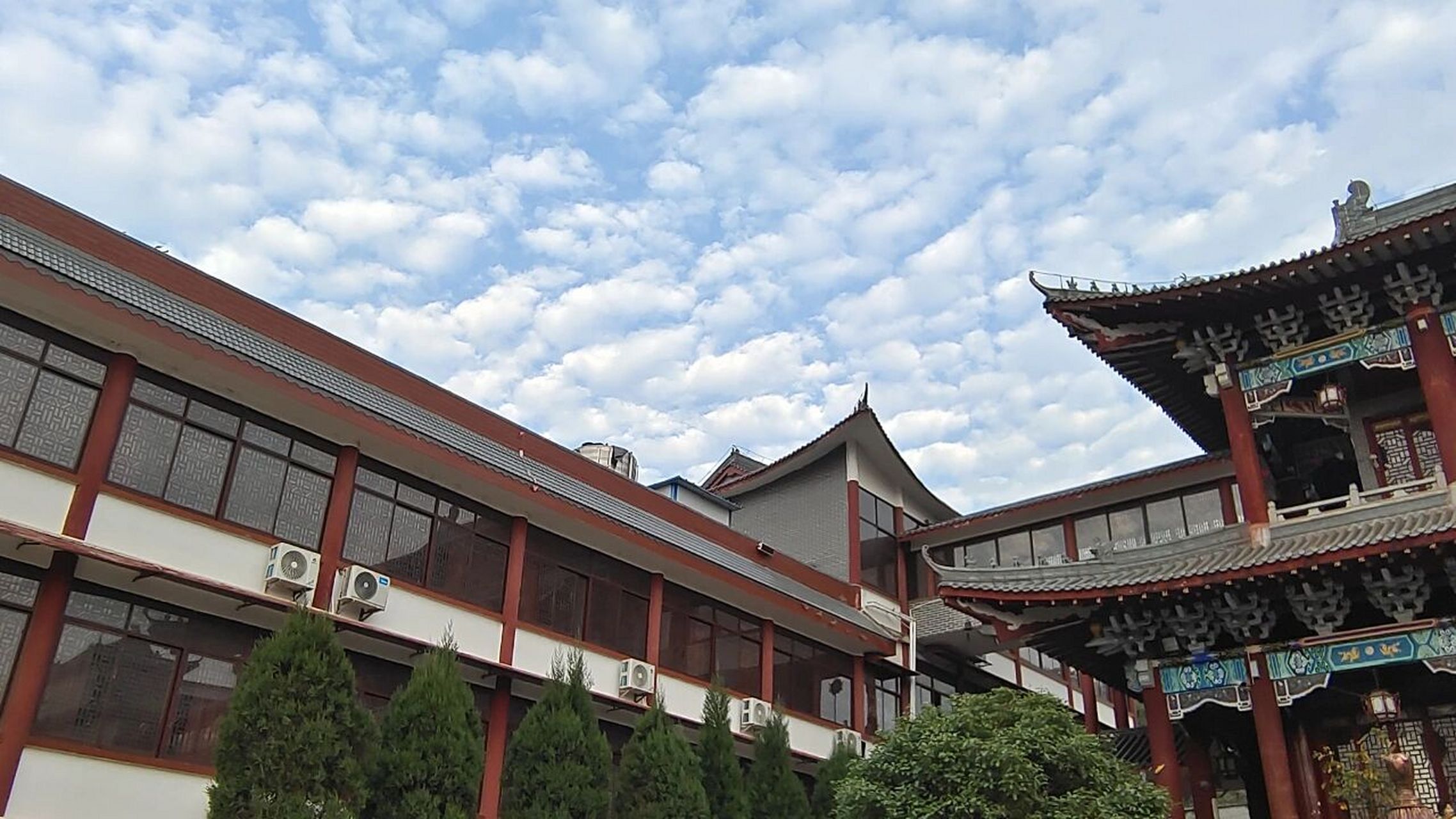 湘潭的寺庙-妙音寺 坐落于湘潭大学旁边的山中,虽然上山有点不易但是