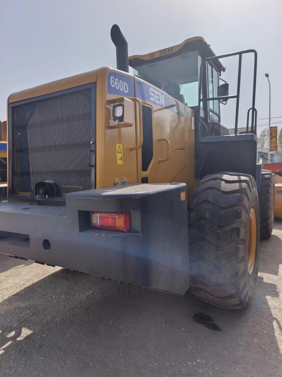 21年山工库存660d加长臂:全新车工程机械 二手装载机 山工现场实拍 被