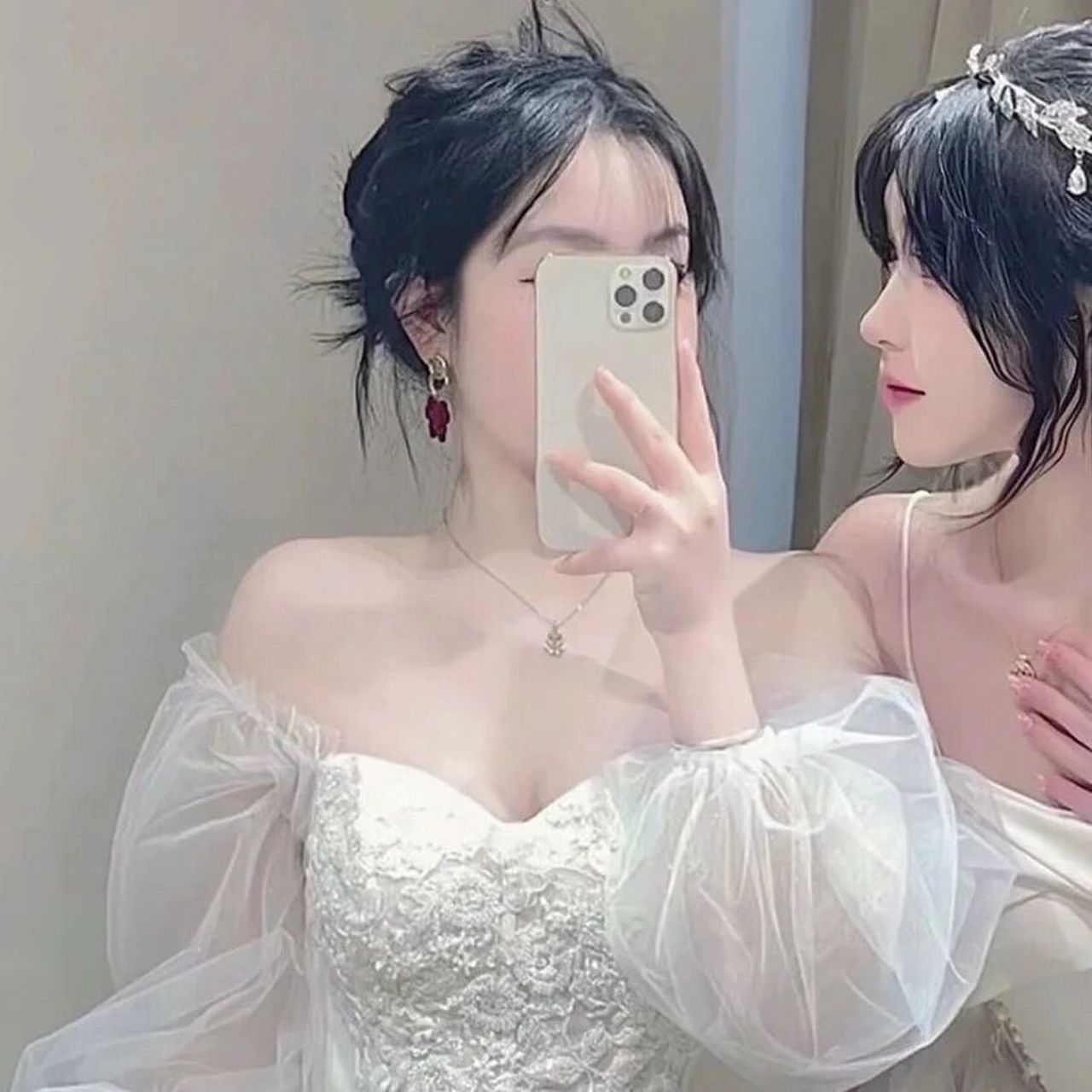 婚纱闺蜜头像 你若婚纱落地 我便短裙相配