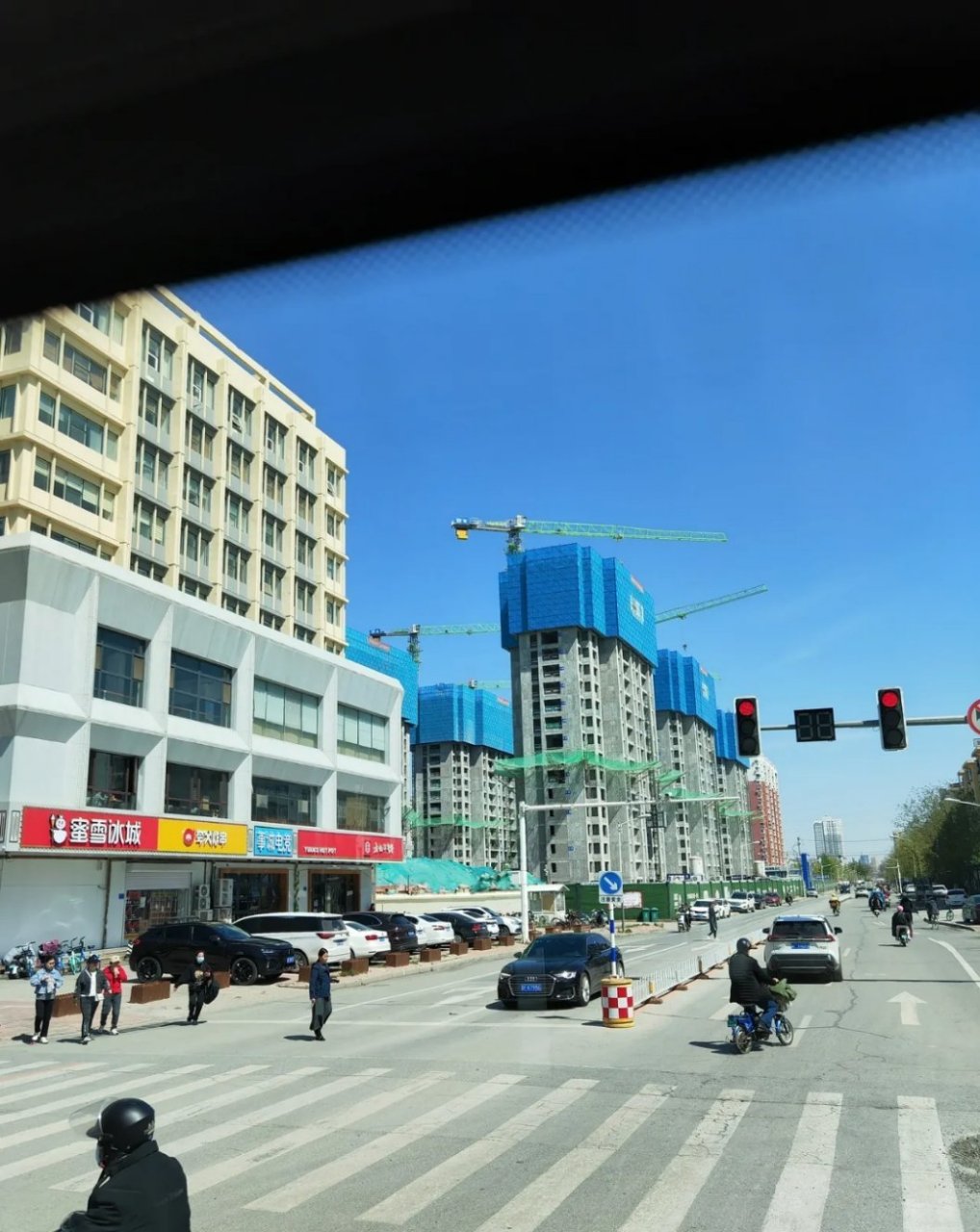 保定曾经最知名旅馆村之一东廉良村,号称保定的小香港现如今已高楼林