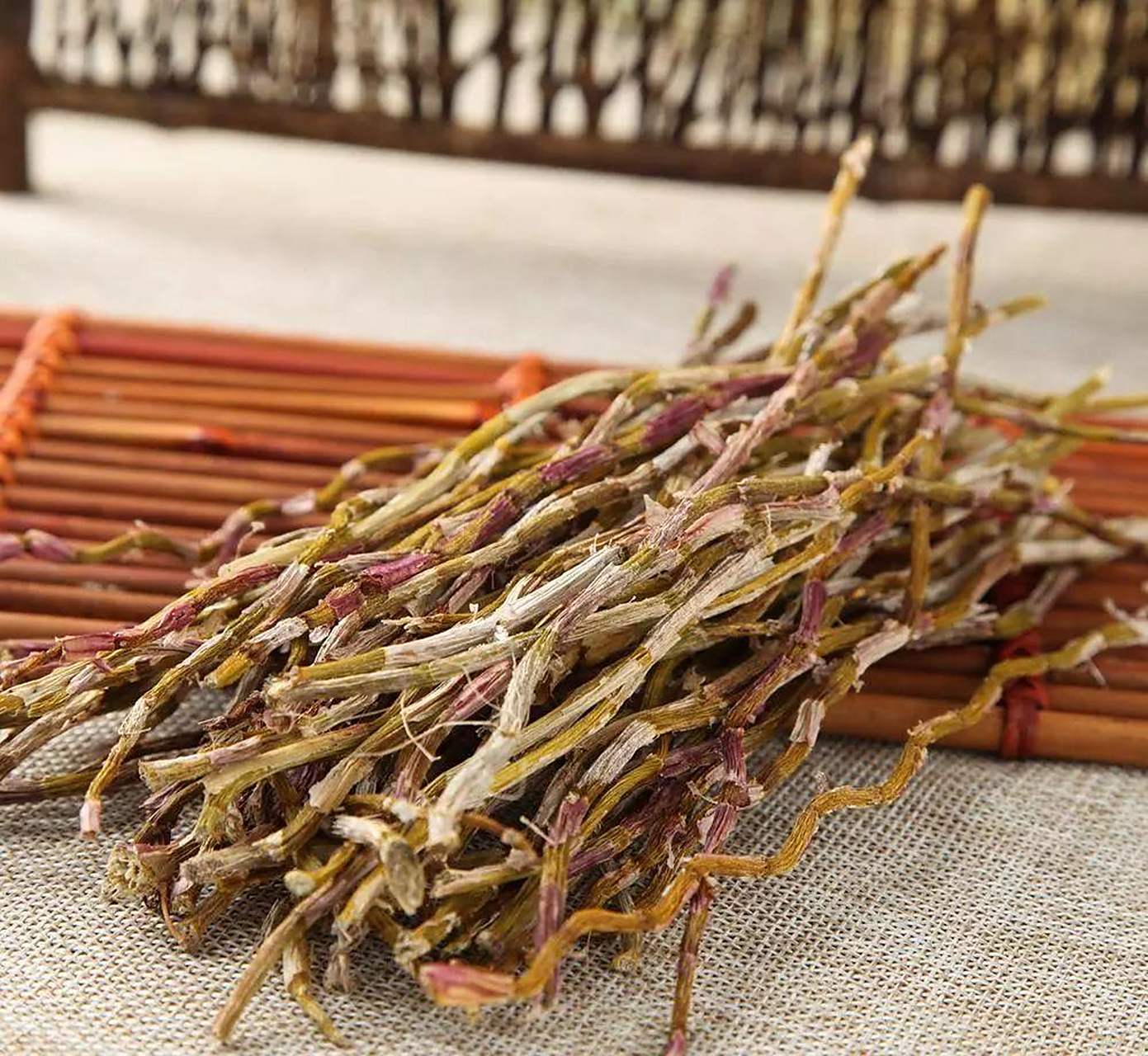 中药材进出口政策---进口石斛要办"药品通关单"吗?