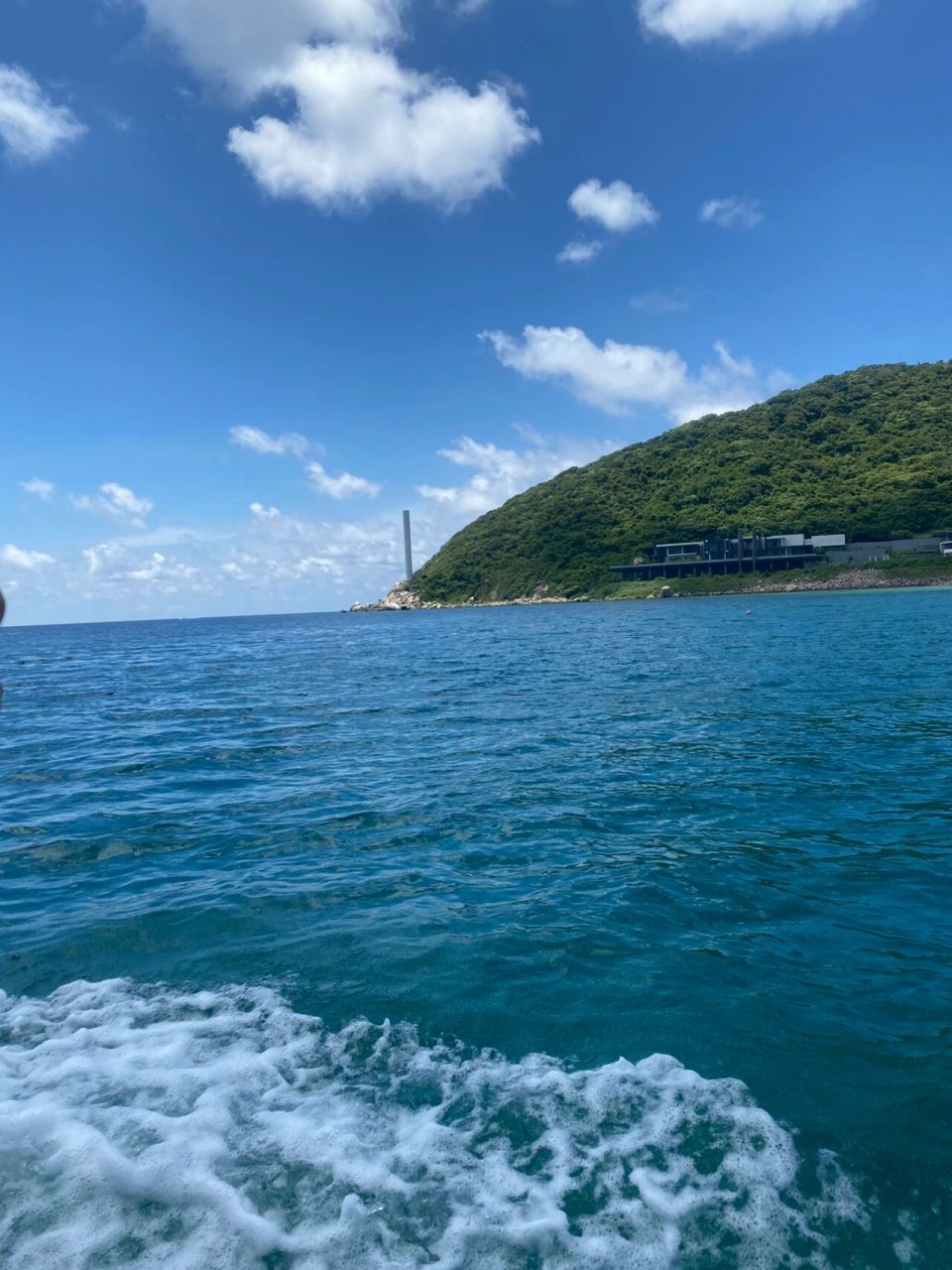 三亚百福岛一日团,究竟值得不值得 三亚周边浮潜的小岛很多,挑了一些