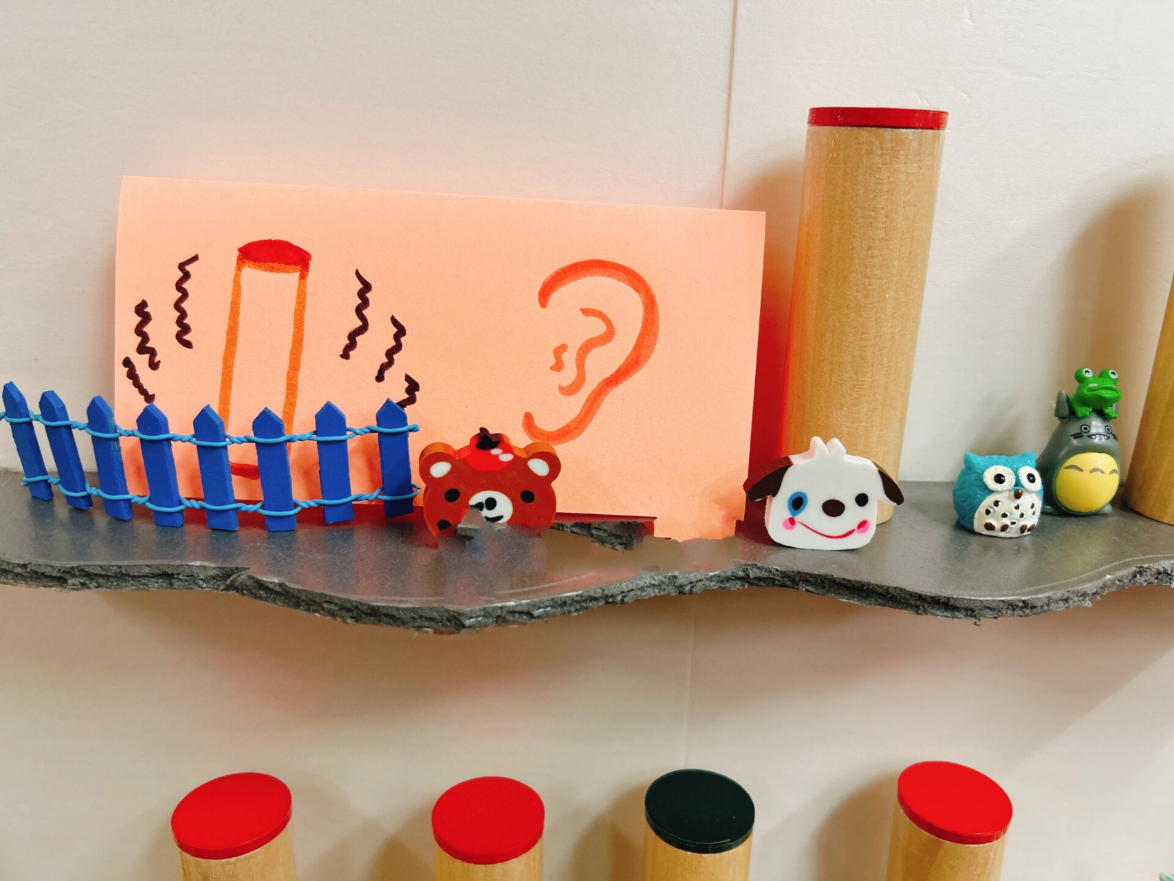 幼儿园小班好听的声音主题墙个别化区角材料