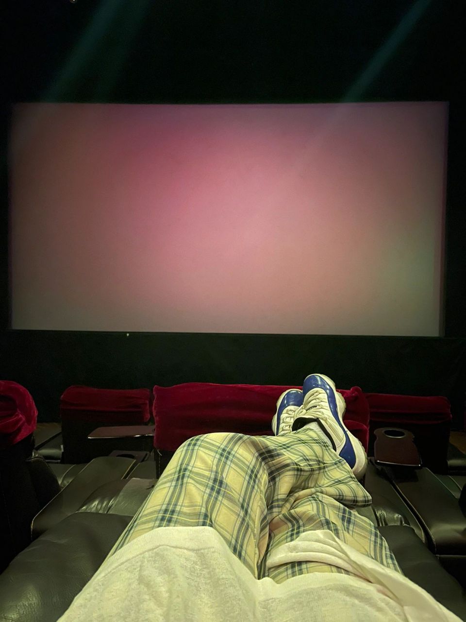 万达影院的vip厅好牛哇 今天看电影因为vip厅时间合适所以加钱订的vip