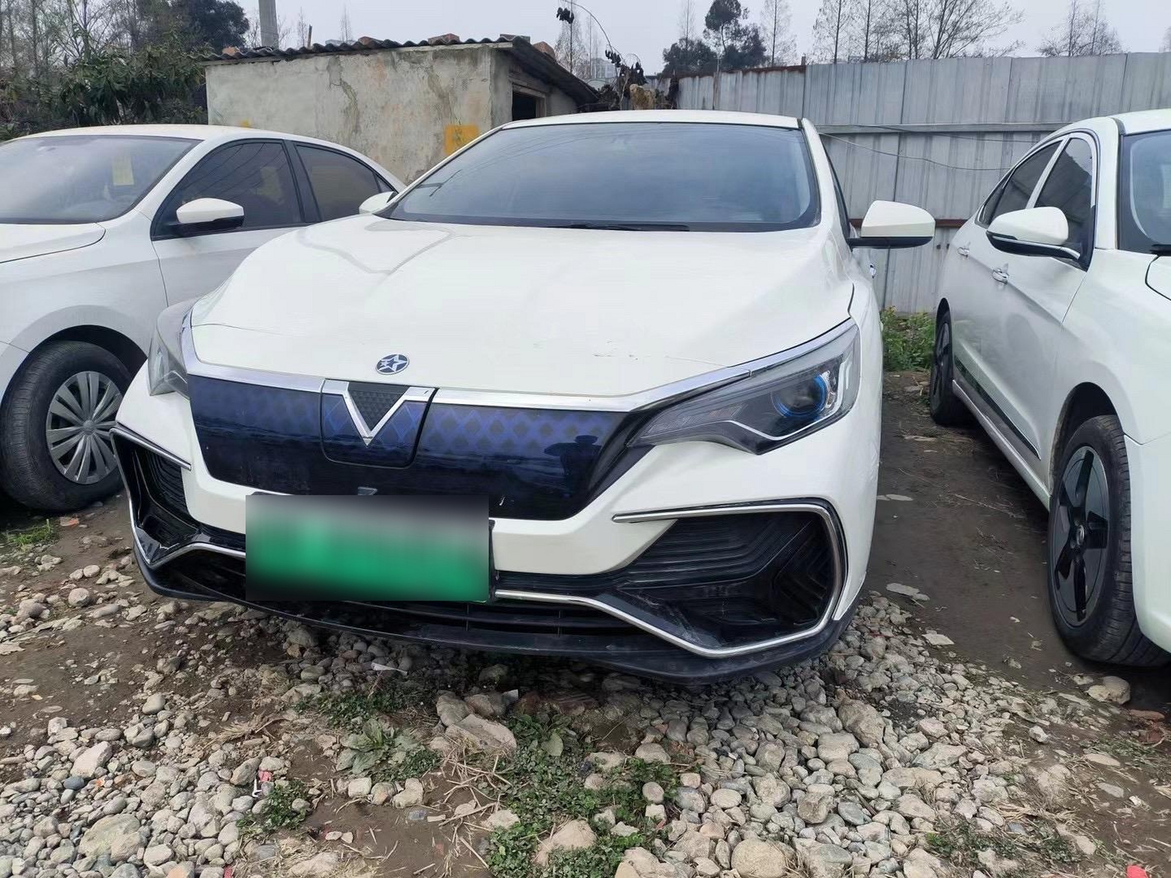 21年3月启辰d60ev 续航405km 全车原版精品车 实表13万公里 办8年车证